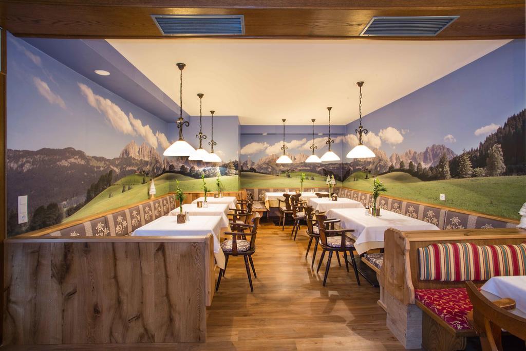 Sporthotel Tirolerhof Itter Bagian luar foto