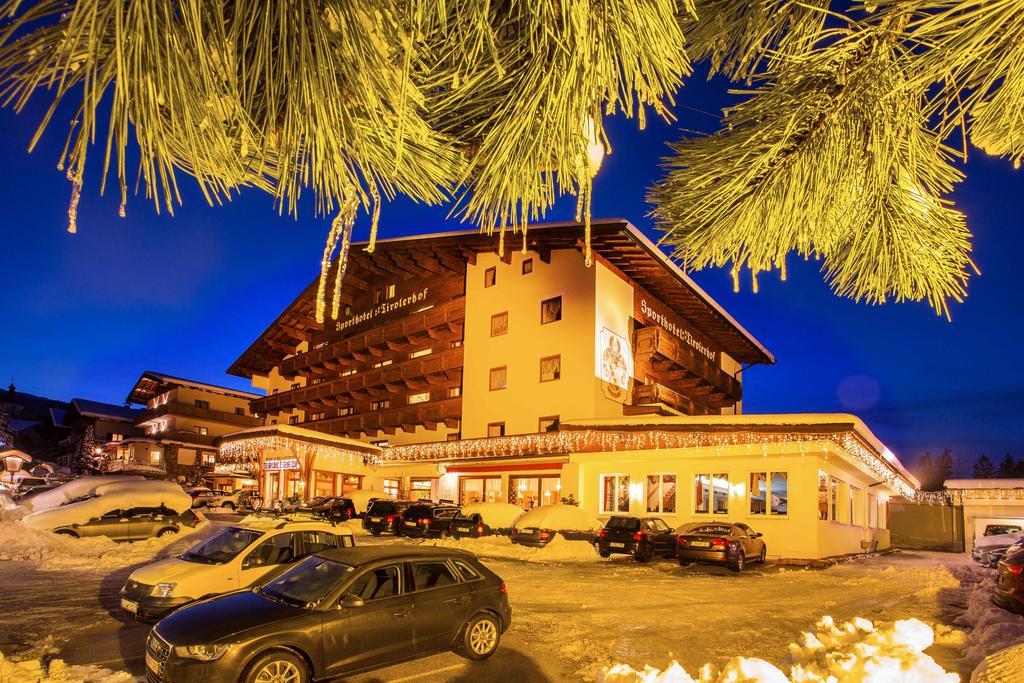Sporthotel Tirolerhof Itter Bagian luar foto